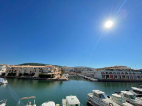 Studio Cabine Climatisé avec Véranda Vue Canal, Parking, à 100m de la Plage - FR-1-338-127